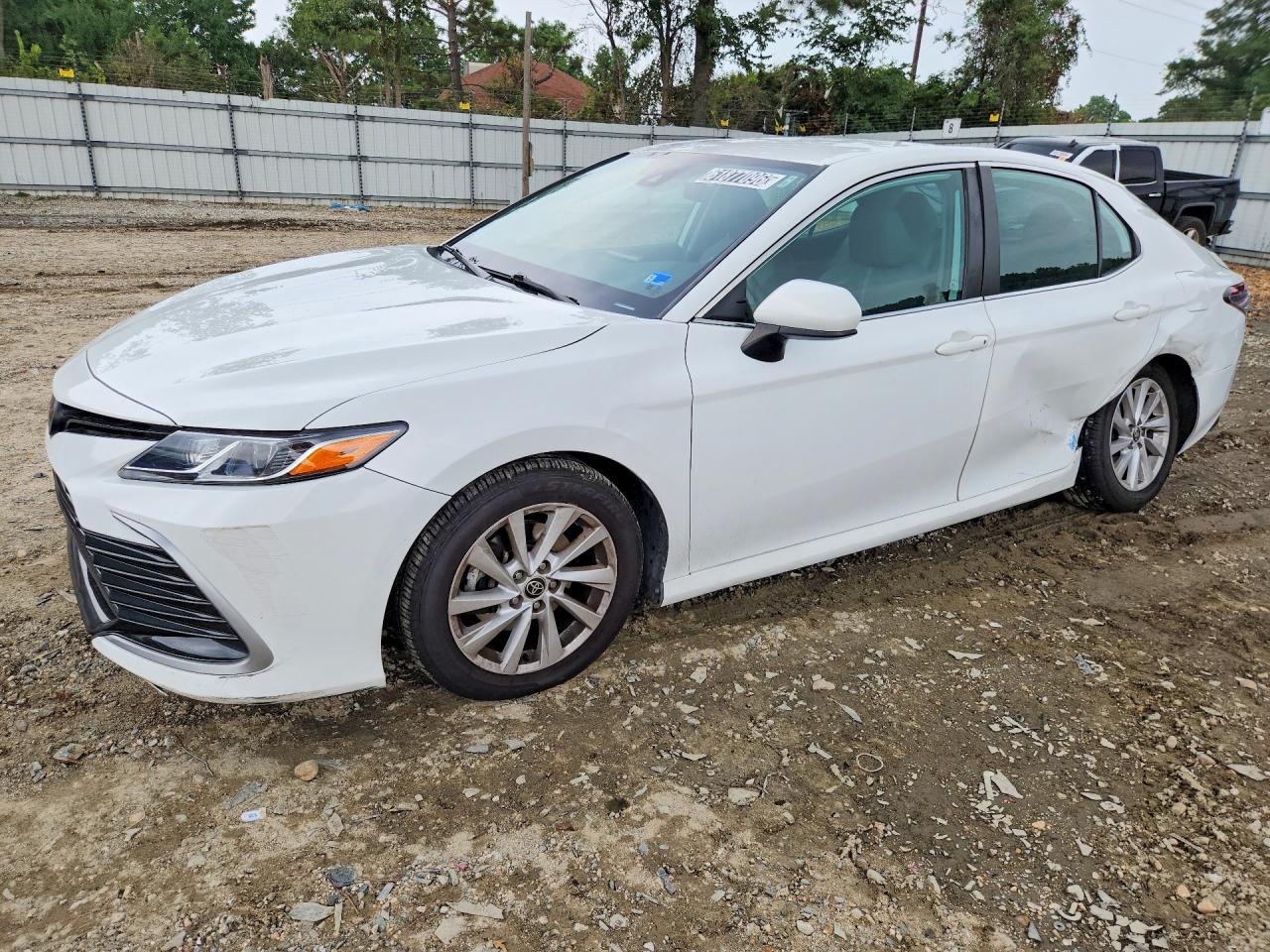 2022 TOYOTA CAMRY