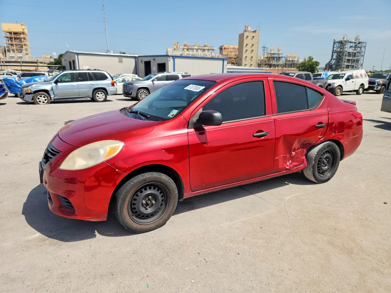 2014 NISSAN VERSA