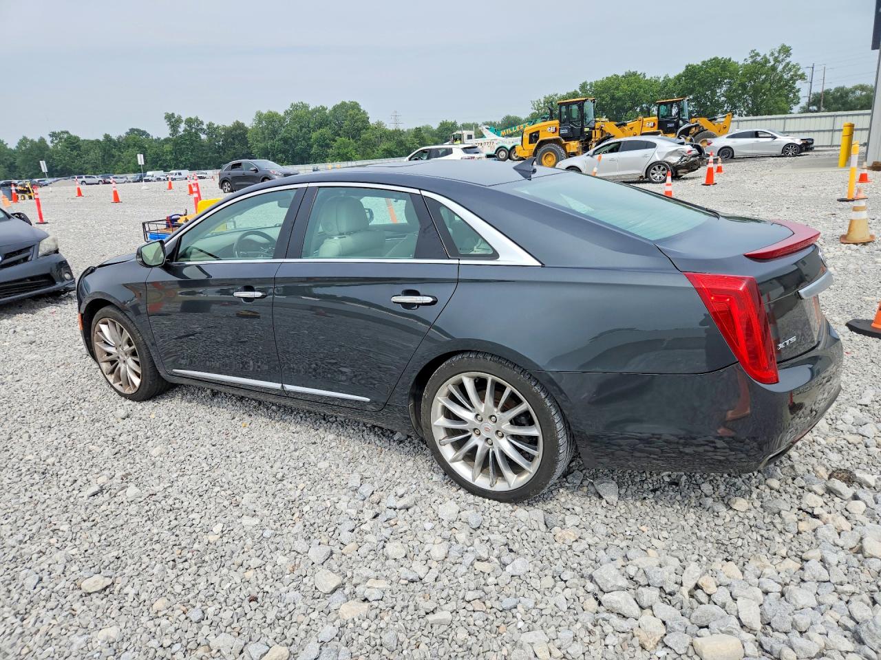 2013 CADILLAC XTS