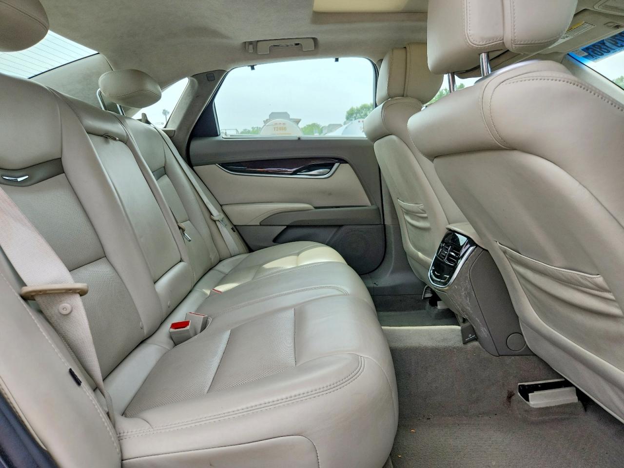 2013 CADILLAC XTS