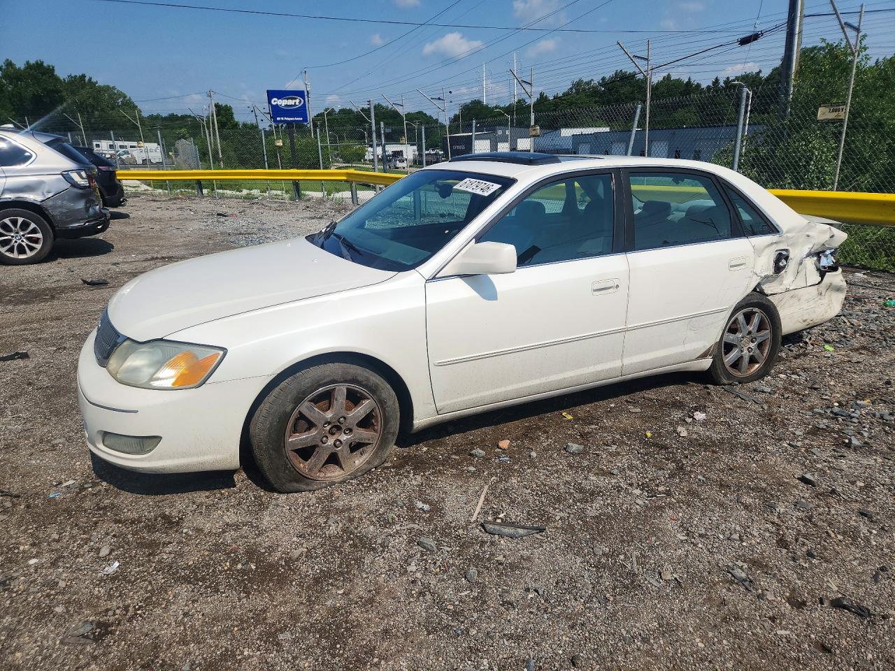 2002 TOYOTA AVALON