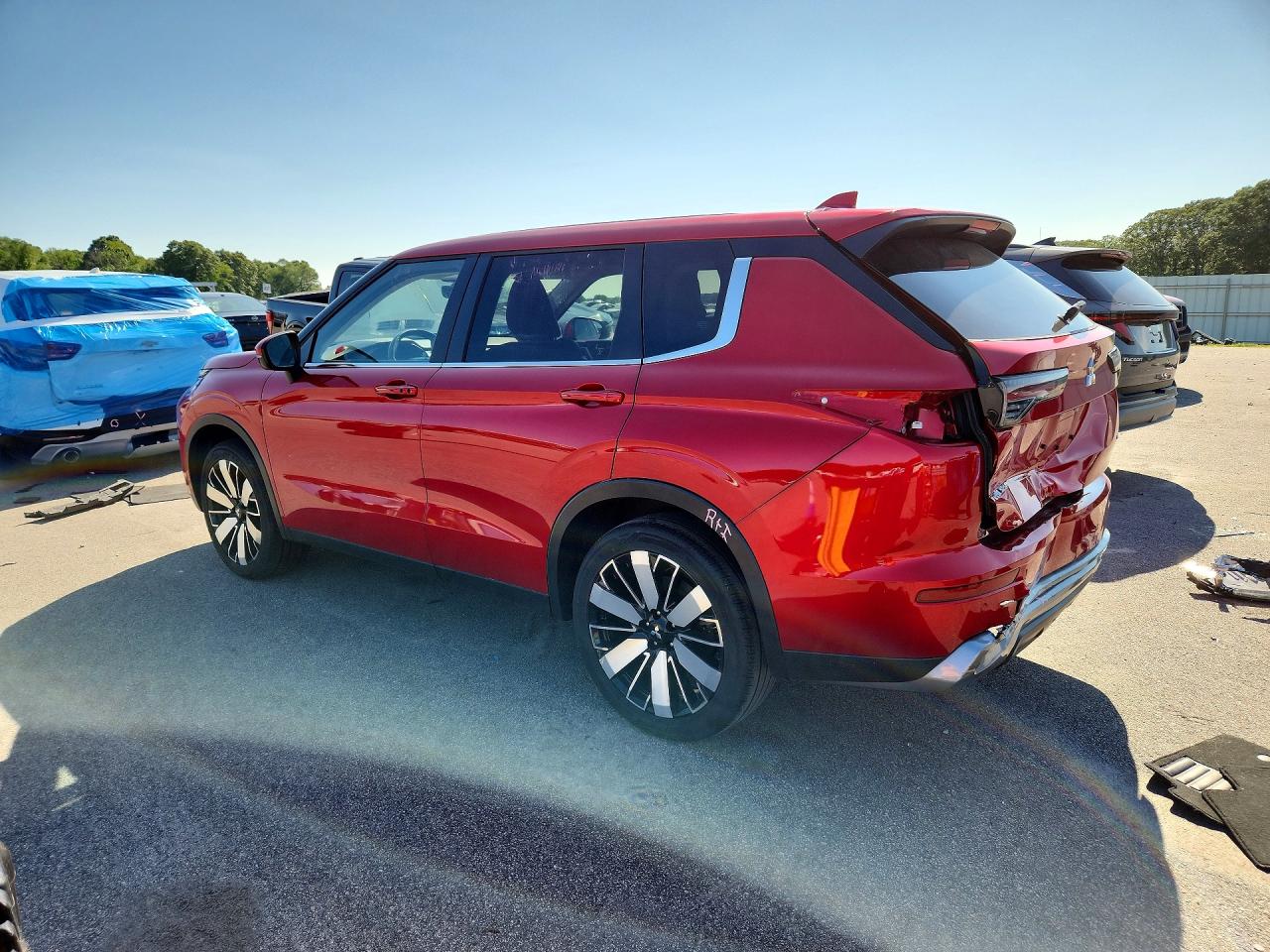 2025 MITSUBISHI OUTLANDER