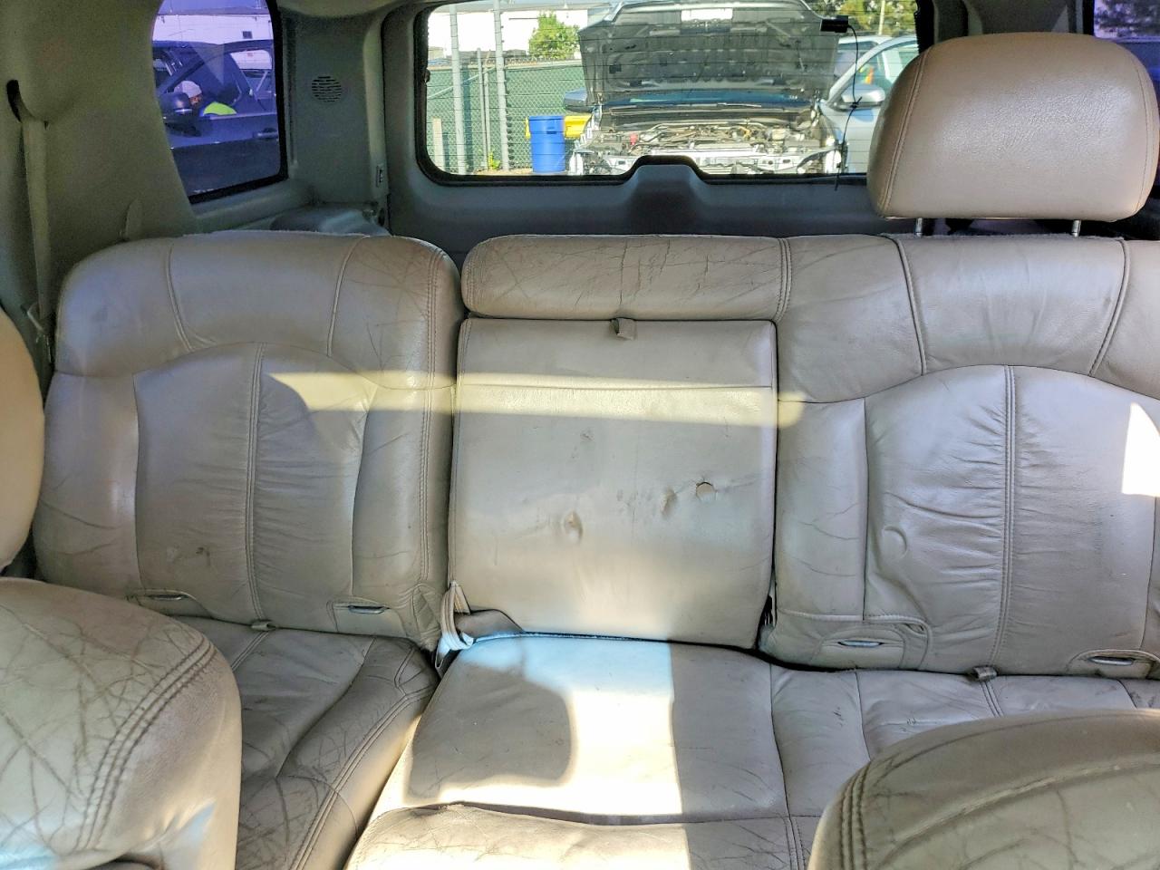2002 CHEVROLET TAHOE