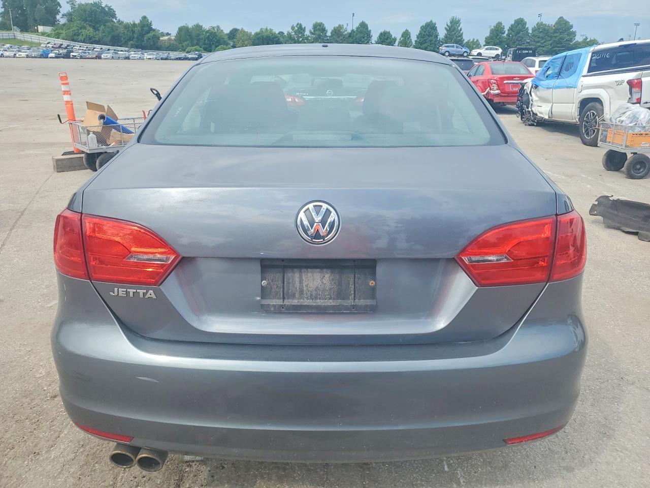 2012 VOLKSWAGEN JETTA