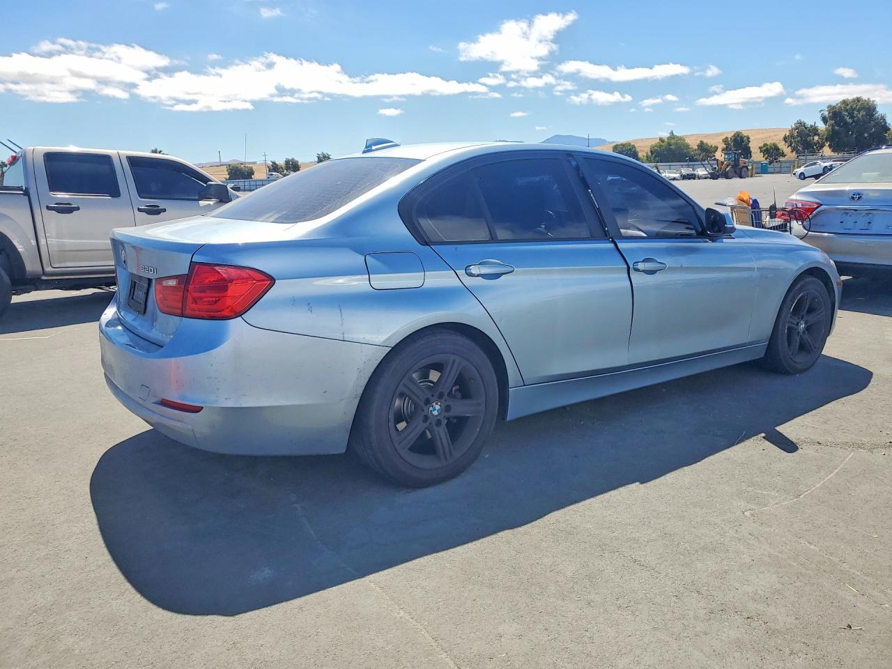 2013 BMW 3 SERIES