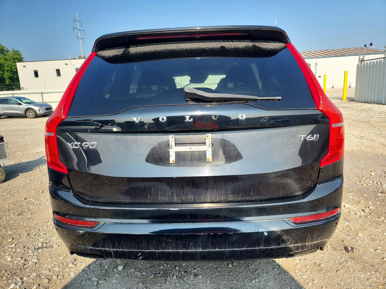 2016 VOLVO XC90