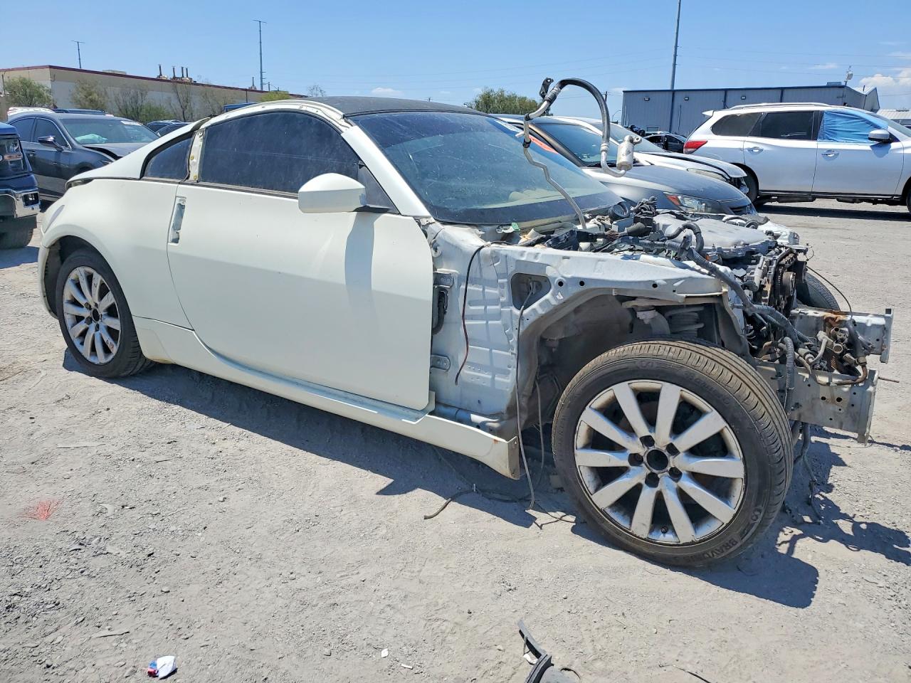 2005 NISSAN 350Z