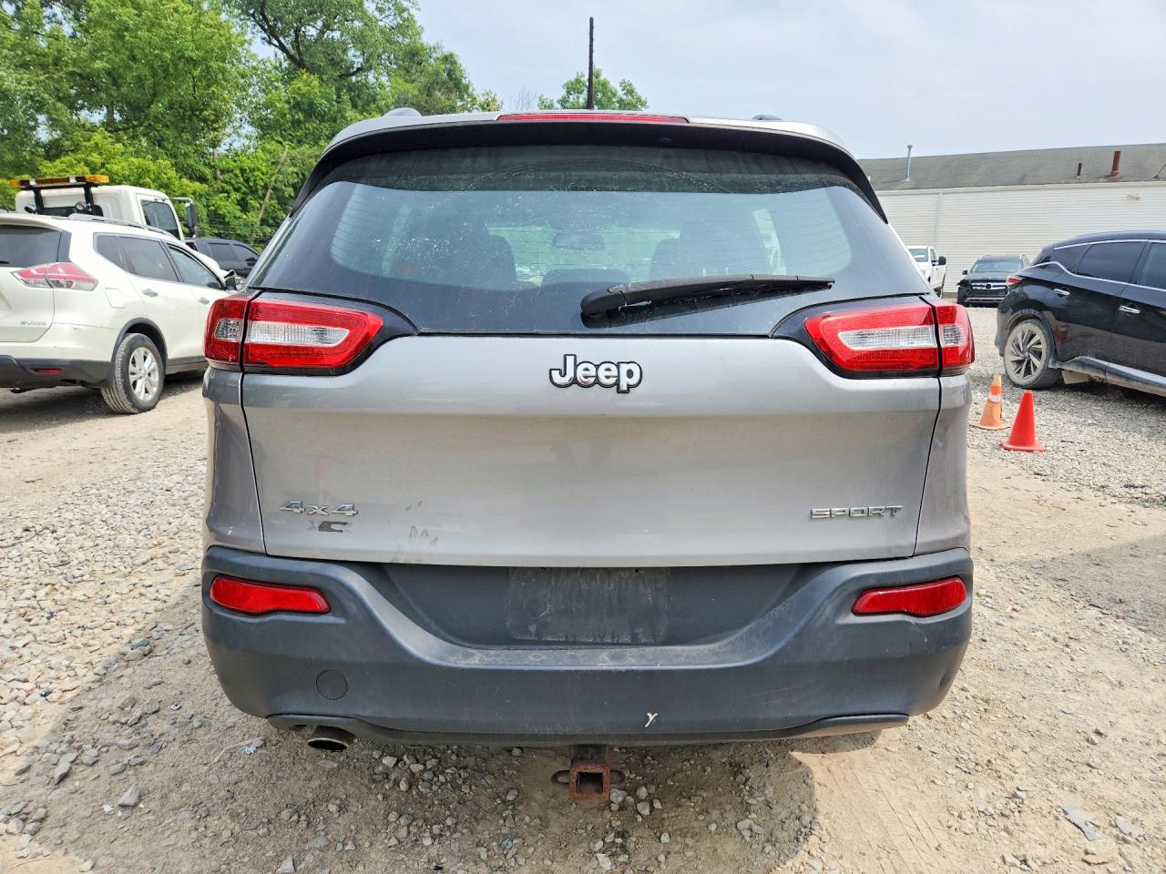 2016 JEEP CHEROKEE