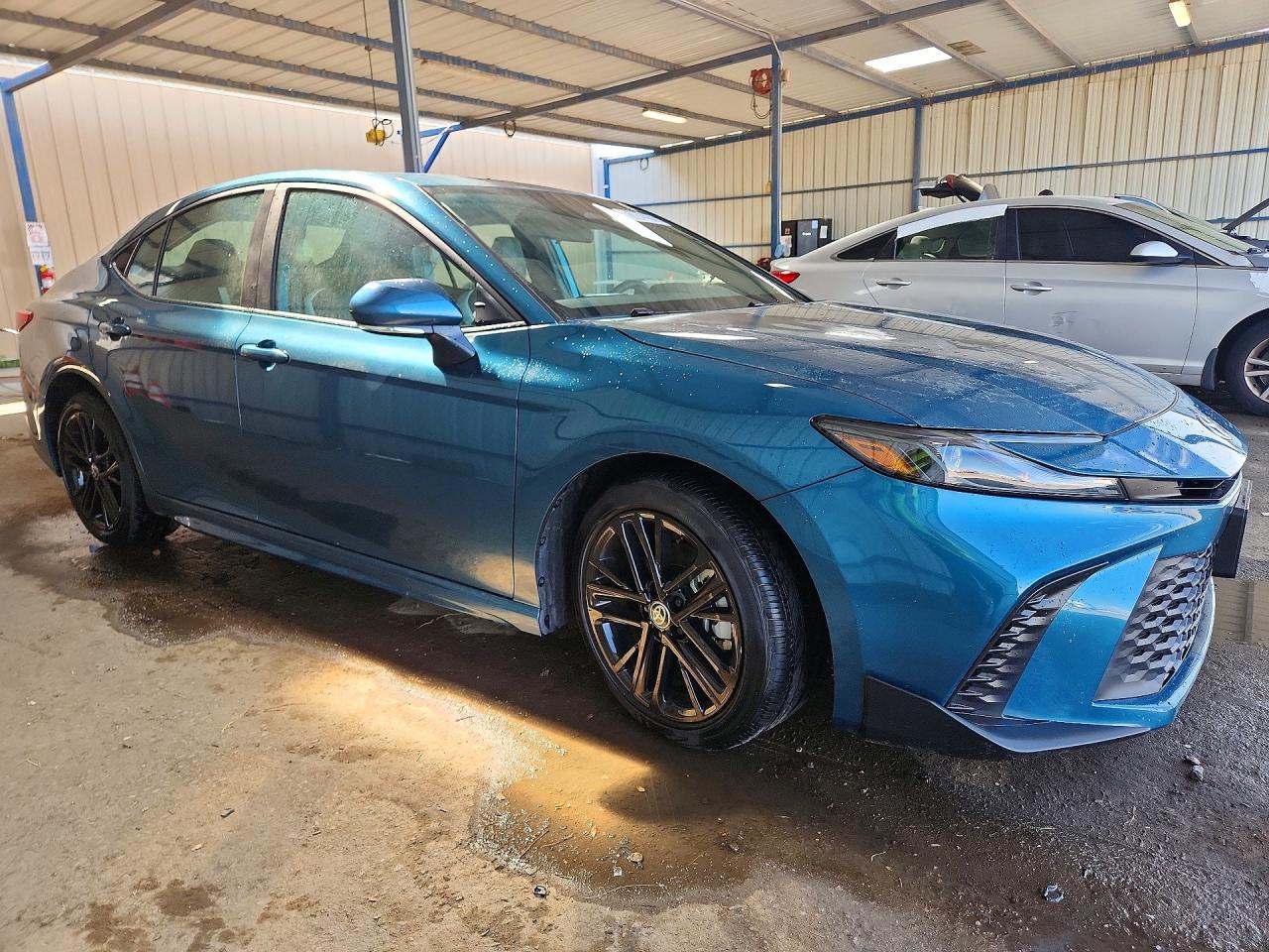 2026 TOYOTA CAMRY