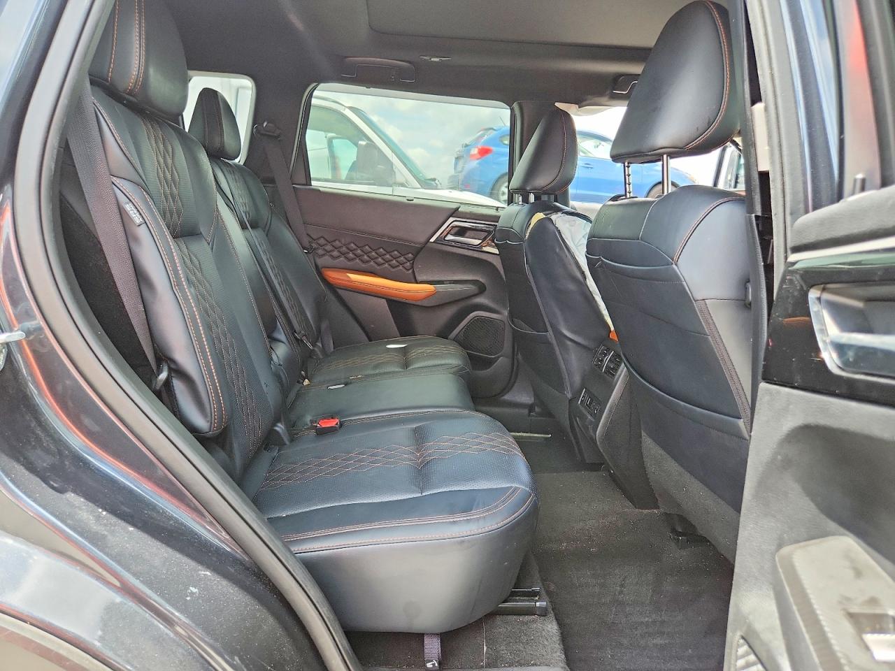 2024 MITSUBISHI OUTLANDER