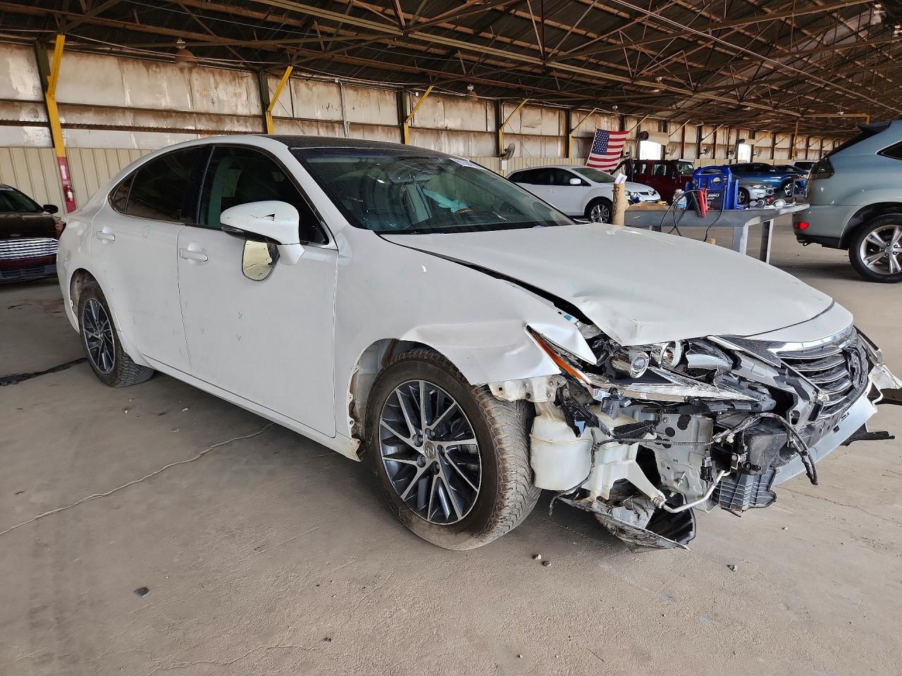 2017 LEXUS ES350