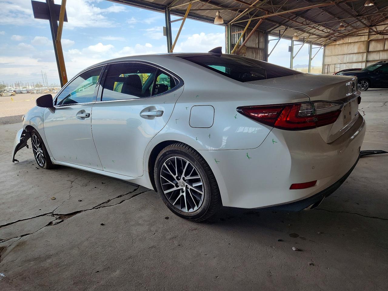 2017 LEXUS ES350