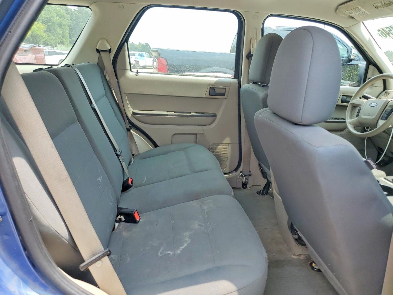 2009 FORD ESCAPE