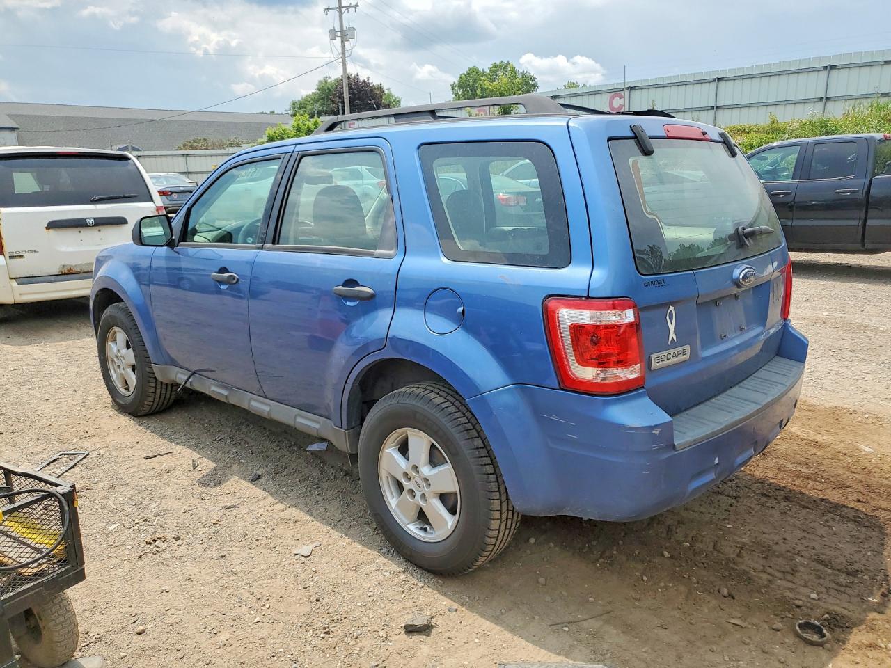 2009 FORD ESCAPE