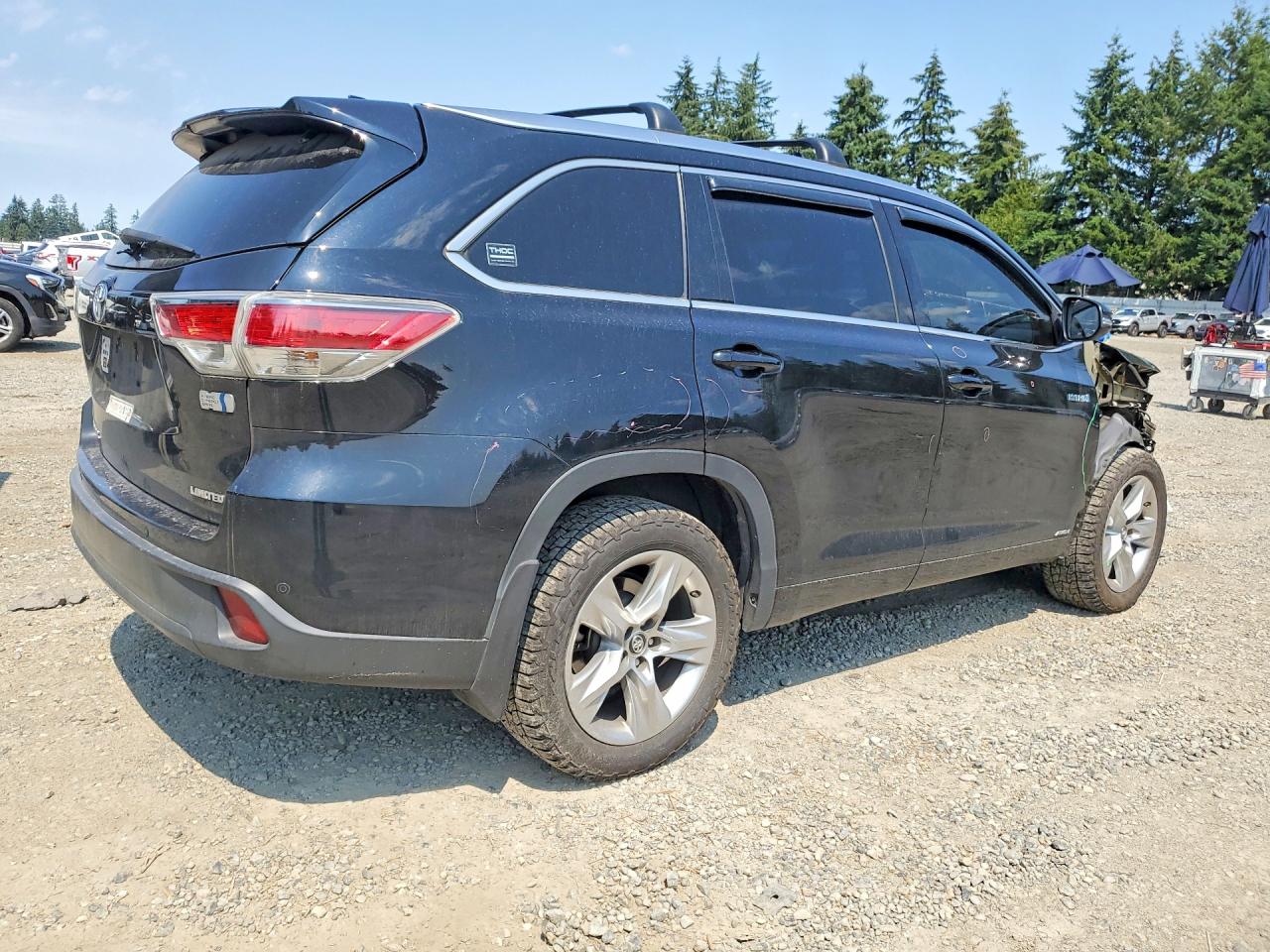 2016 TOYOTA HIGHLANDER
