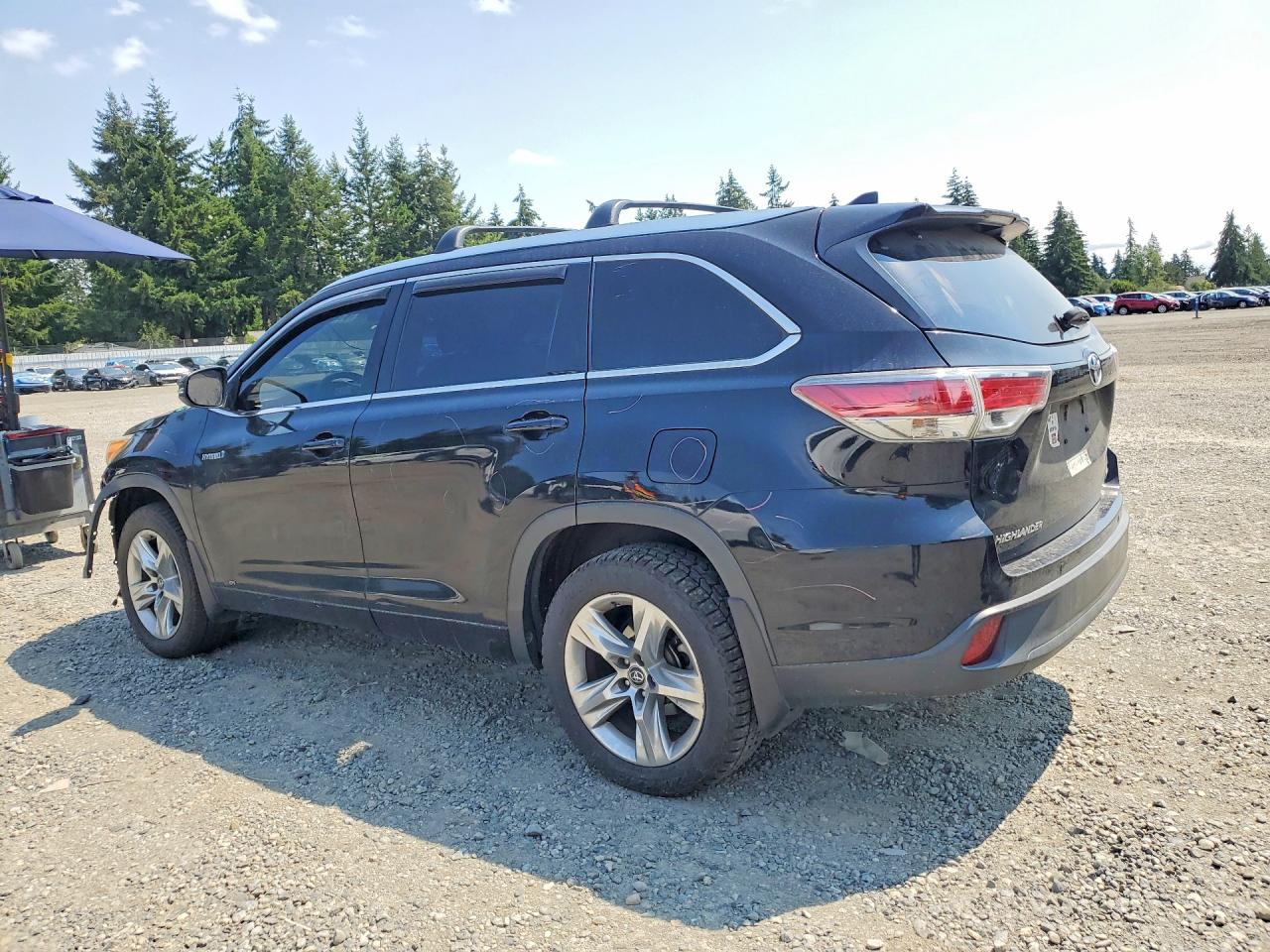 2016 TOYOTA HIGHLANDER