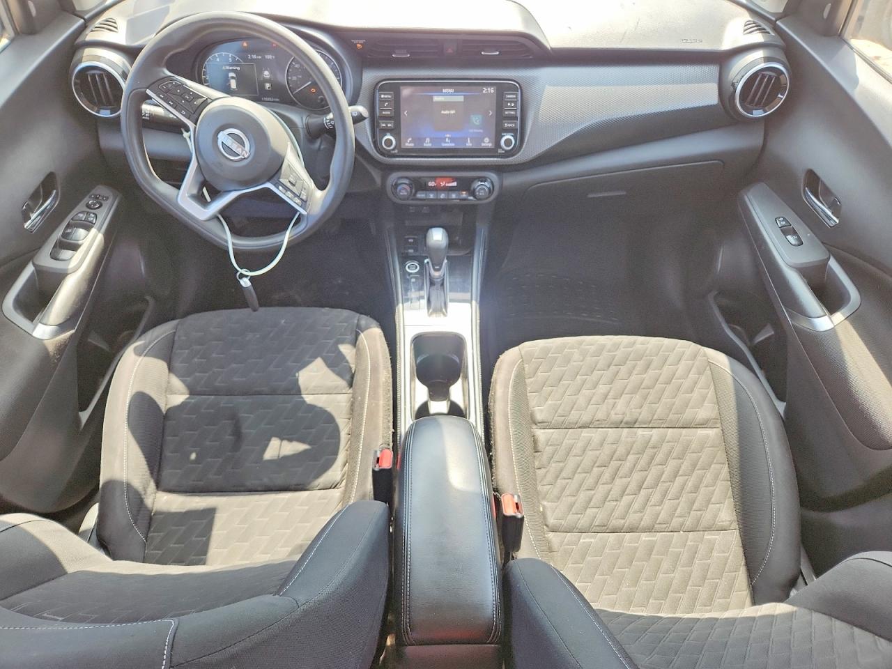 2022 NISSAN KICKS