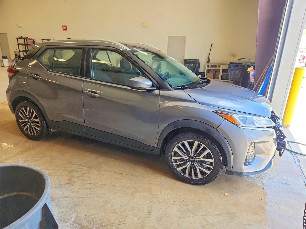 2022 NISSAN KICKS