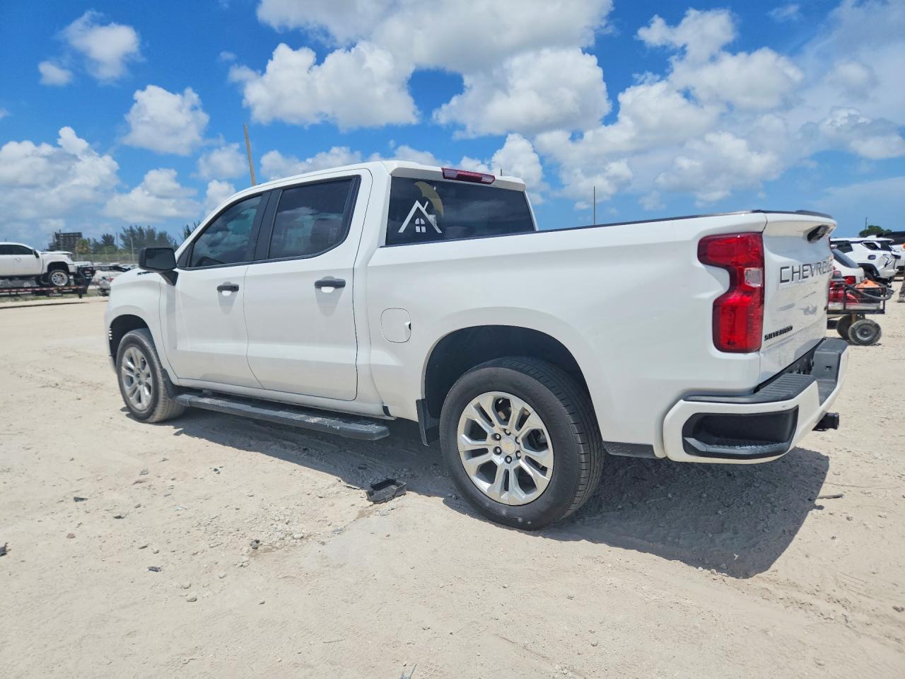 2024 CHEVROLET SILVERADO