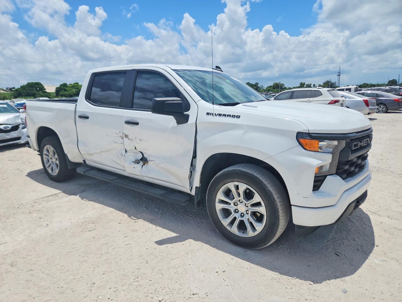2024 CHEVROLET SILVERADO