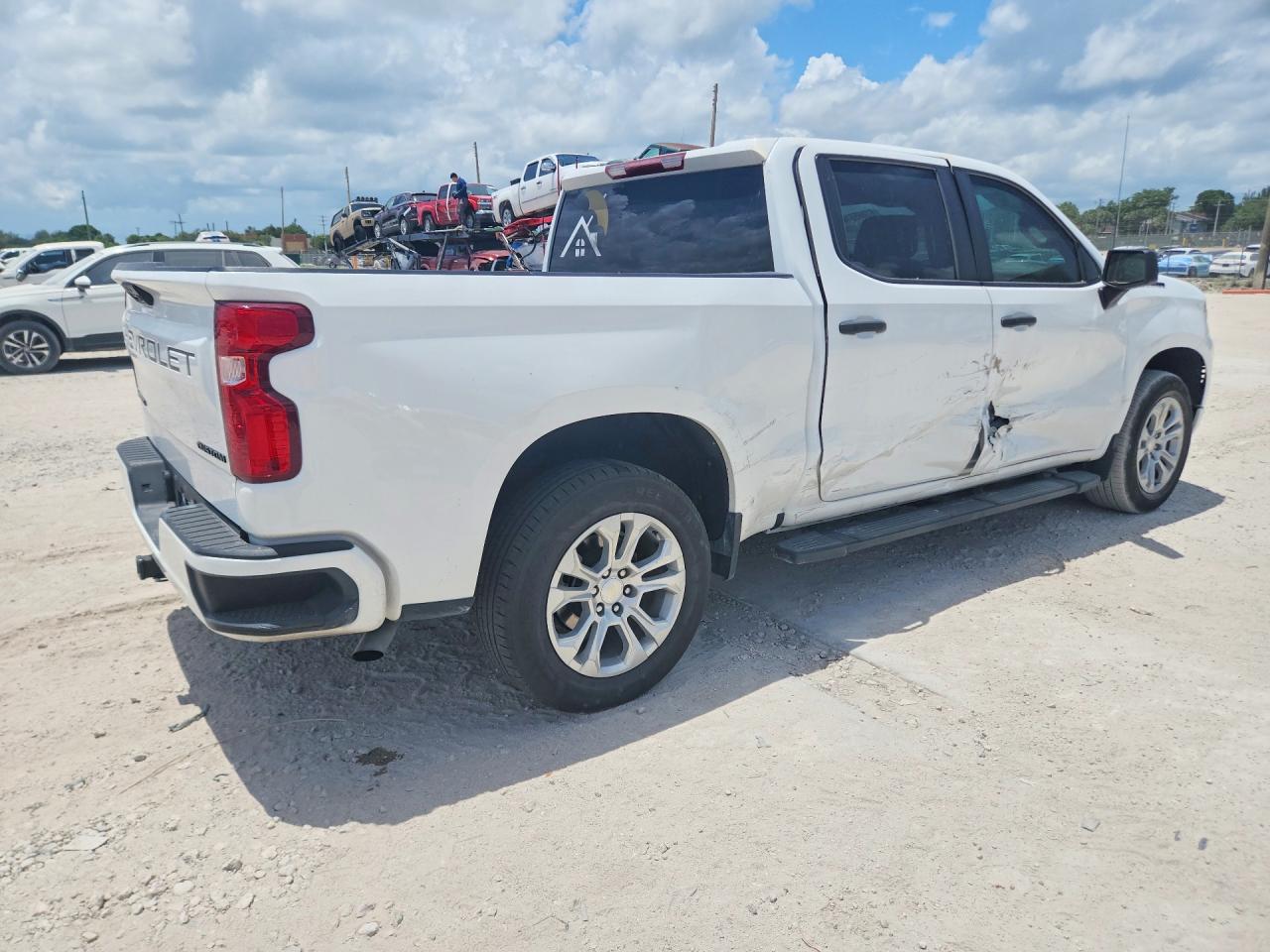 2024 CHEVROLET SILVERADO