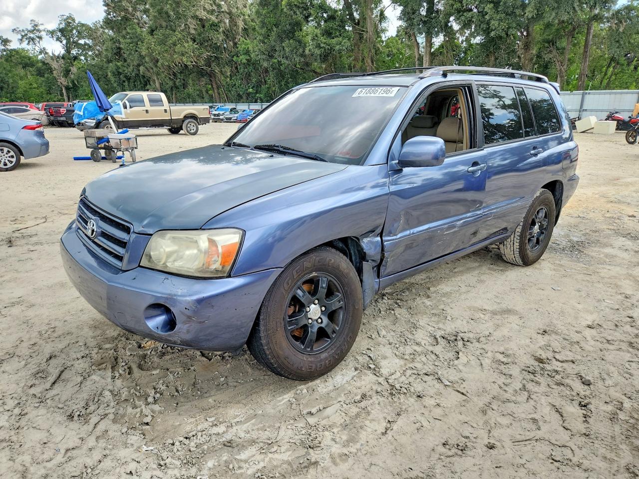 2004 TOYOTA HIGHLANDER