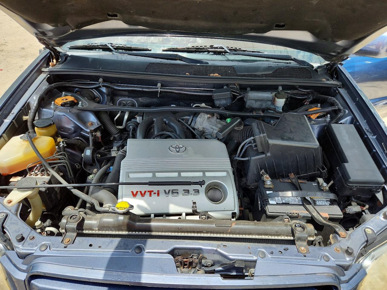2004 TOYOTA HIGHLANDER