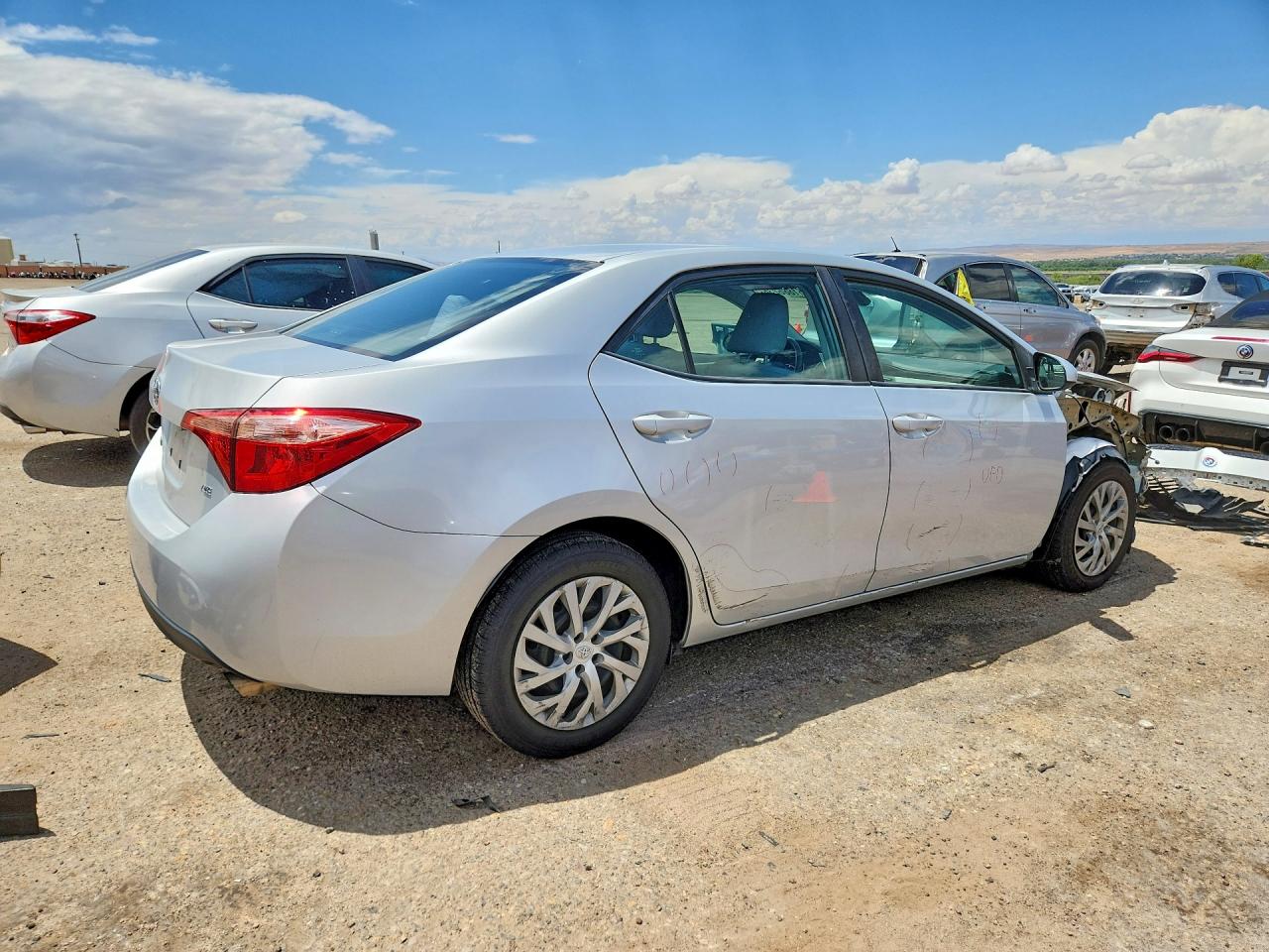 2018 TOYOTA COROLLA