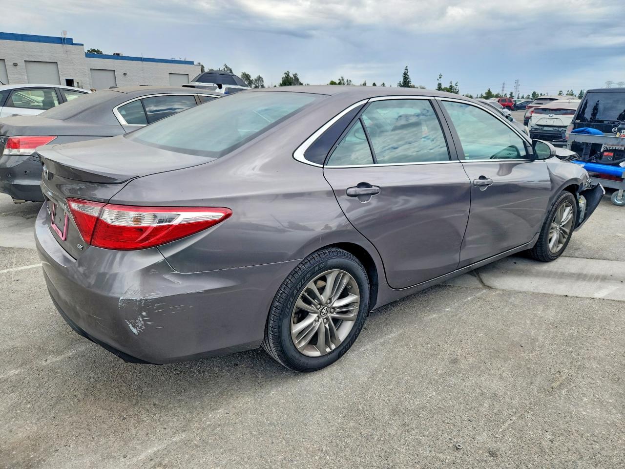 2017 TOYOTA CAMRY