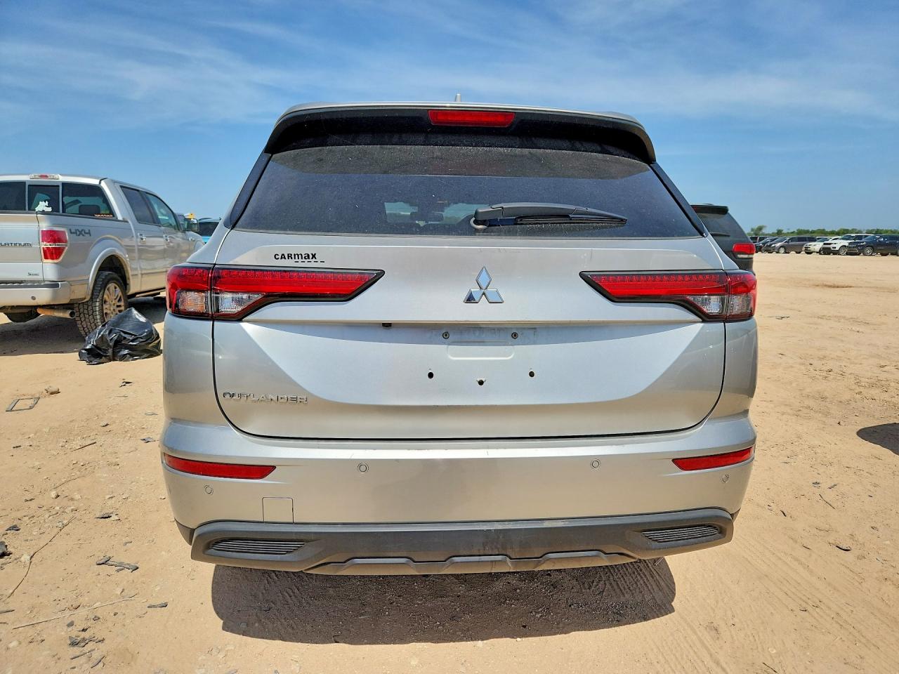 2022 MITSUBISHI OUTLANDER
