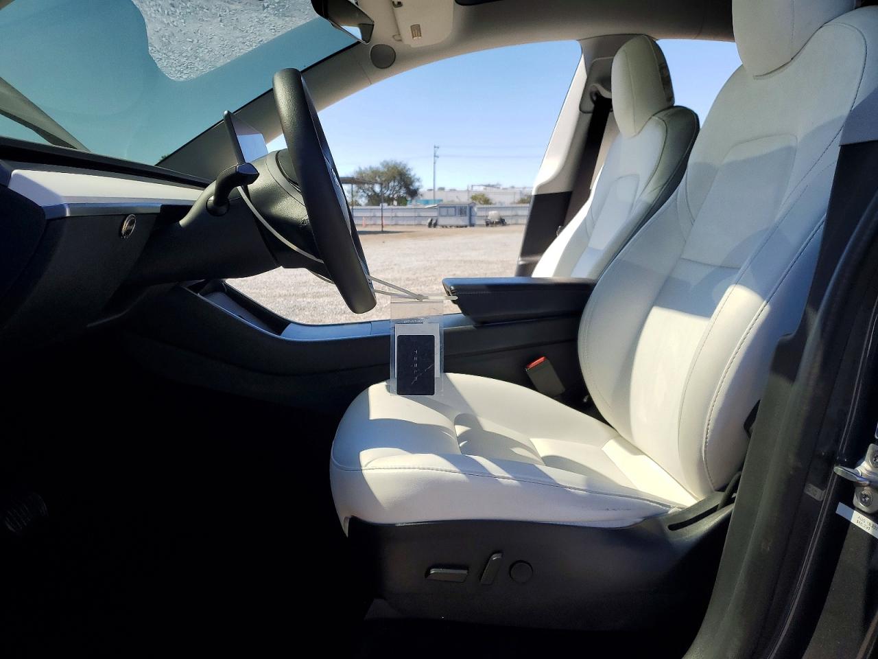 2020 TESLA MODEL Y