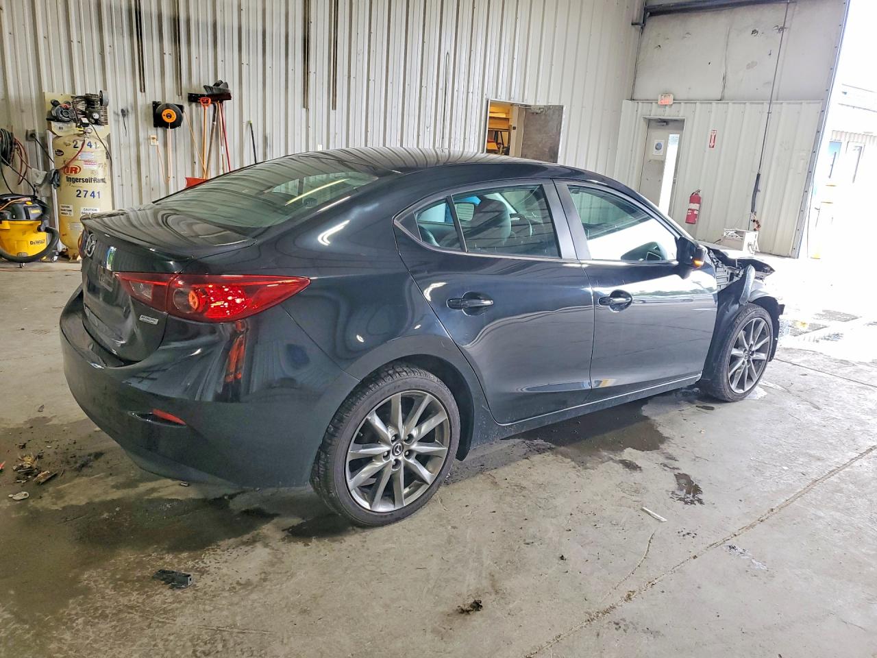2018 MAZDA 3