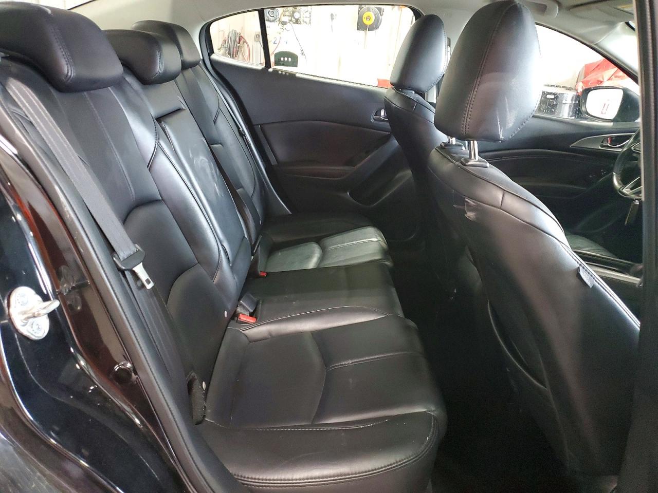2018 MAZDA 3