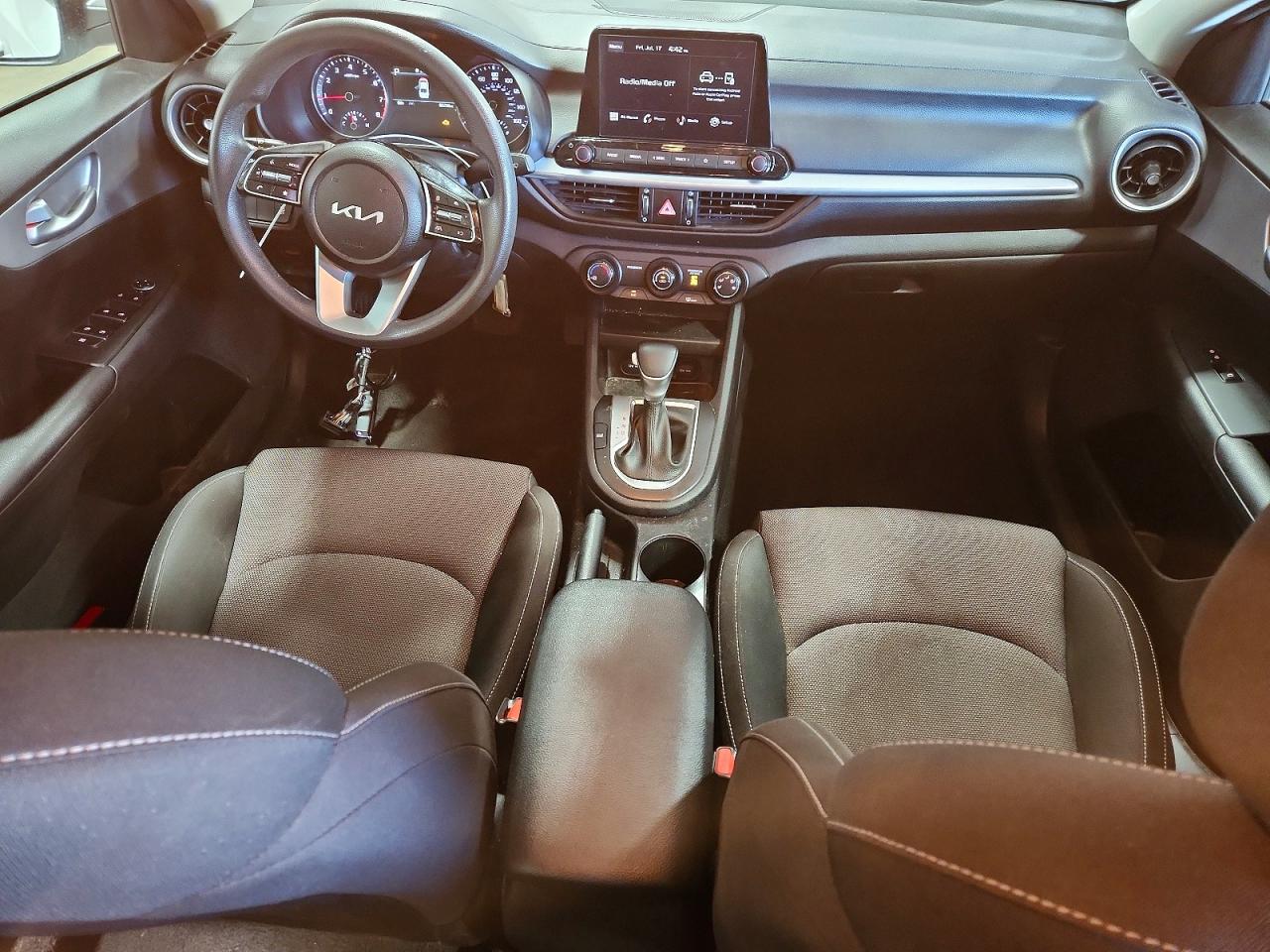 2023 KIA FORTE