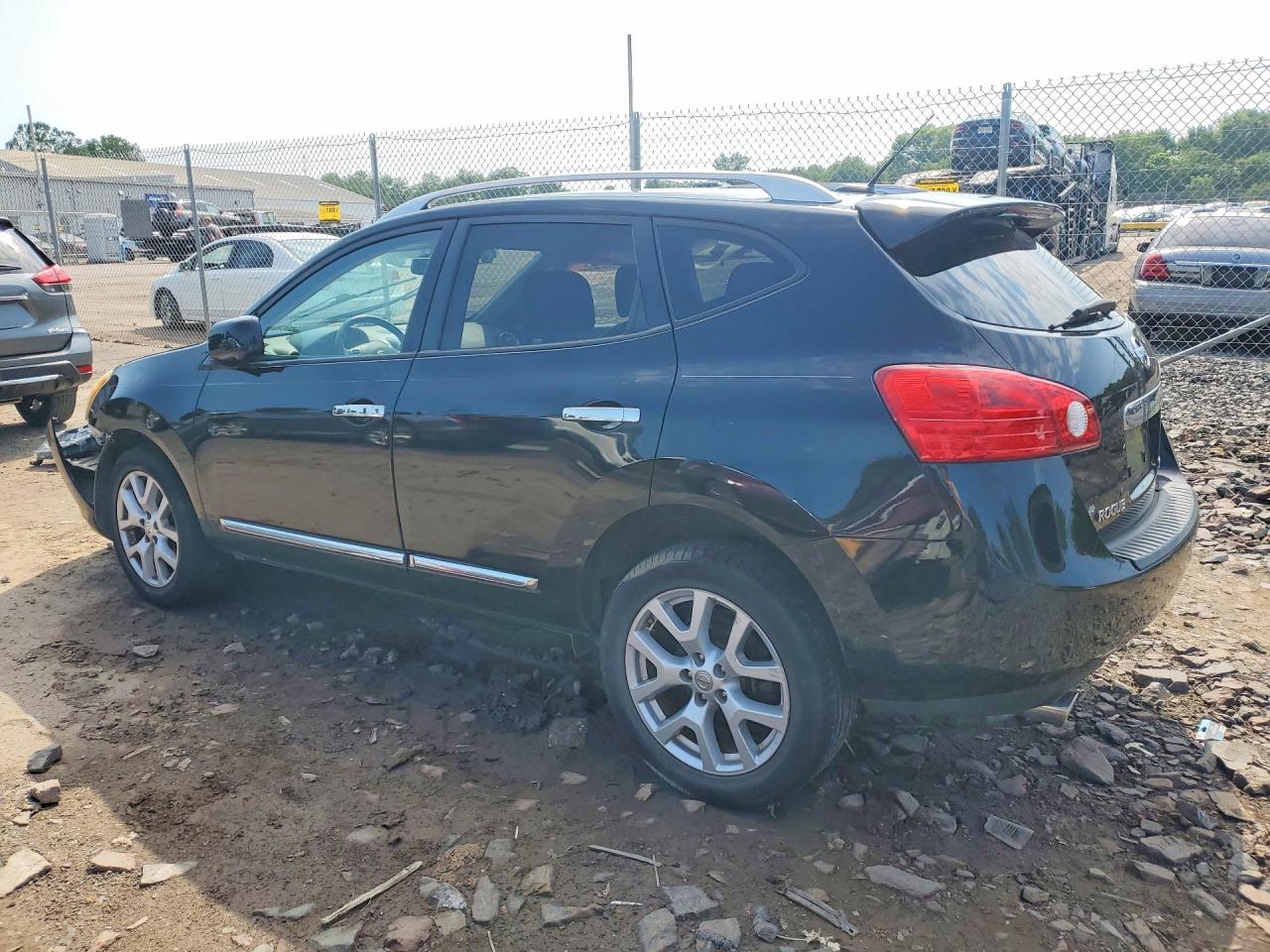 2013 NISSAN ROGUE