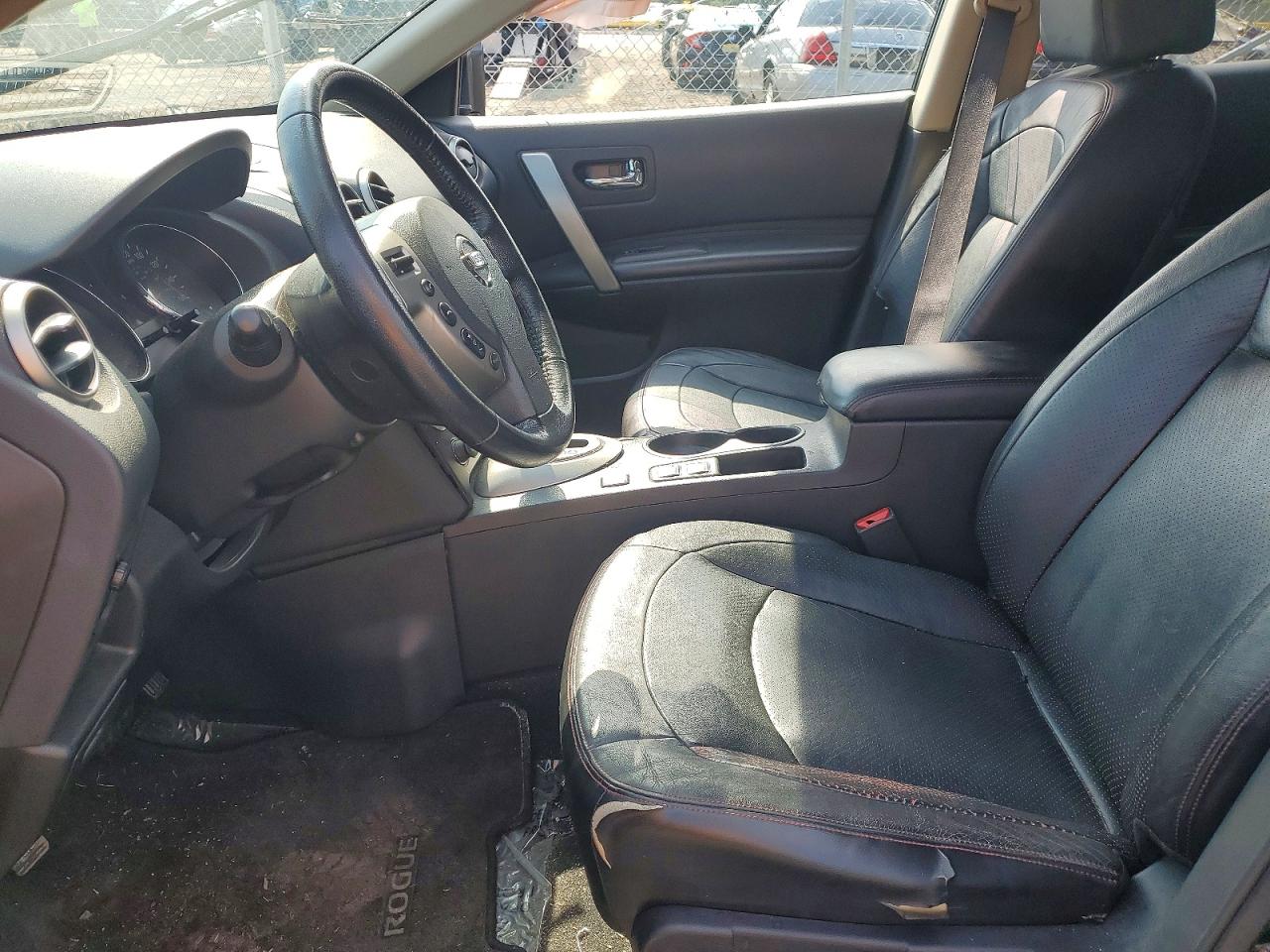 2013 NISSAN ROGUE