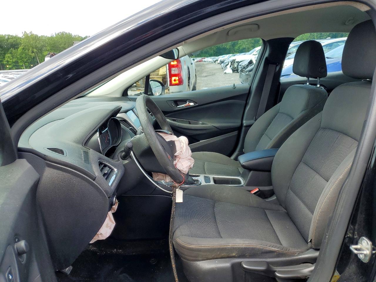 2016 CHEVROLET CRUZE