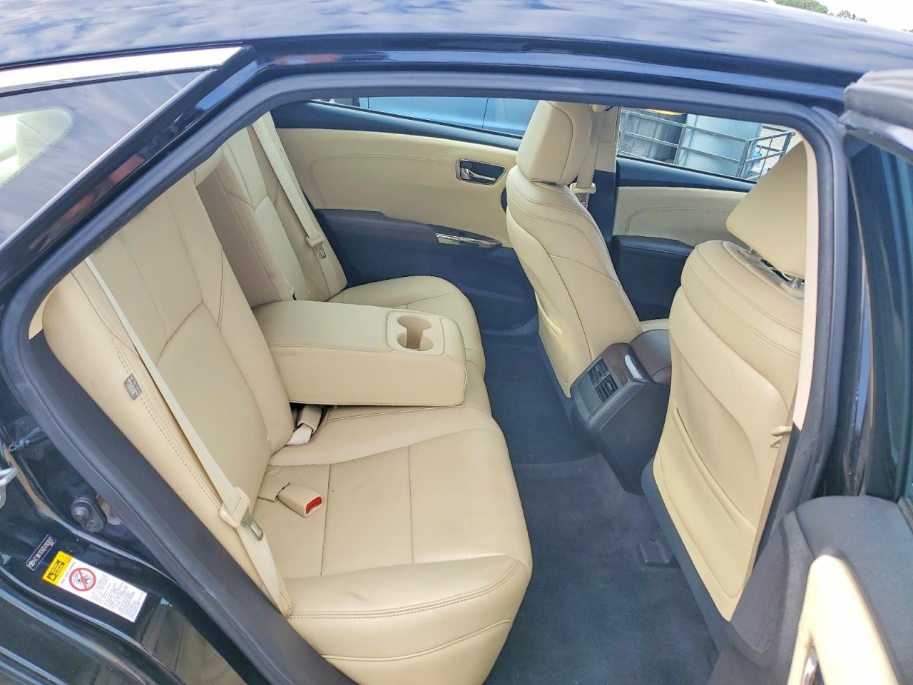 2014 TOYOTA AVALON