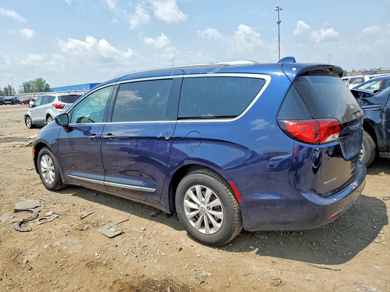 2018 CHRYSLER PACIFICA