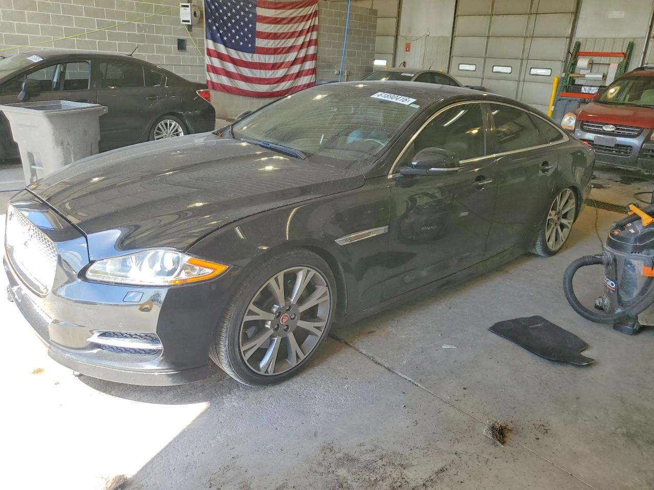 2015 JAGUAR XJ