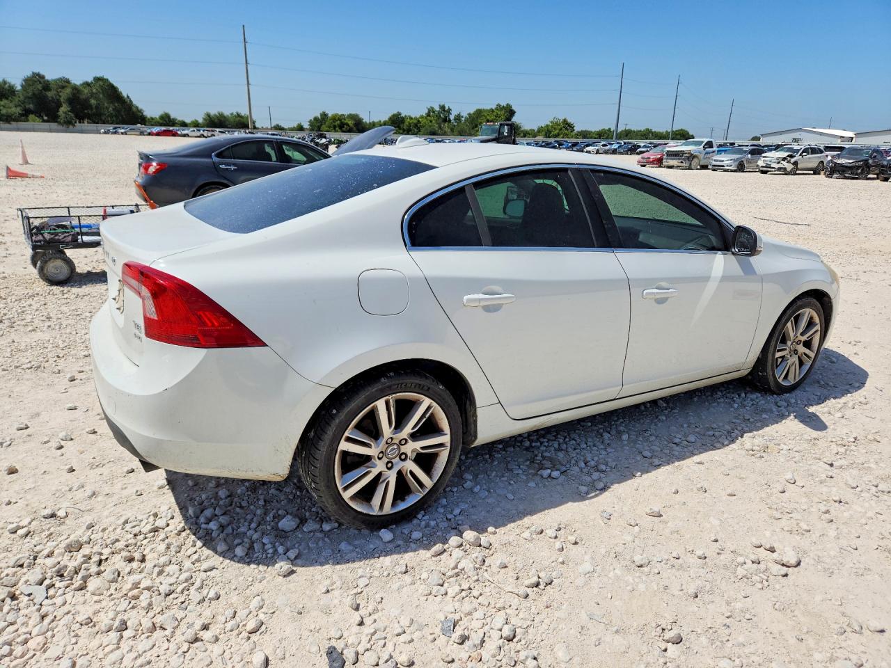 2011 VOLVO S60