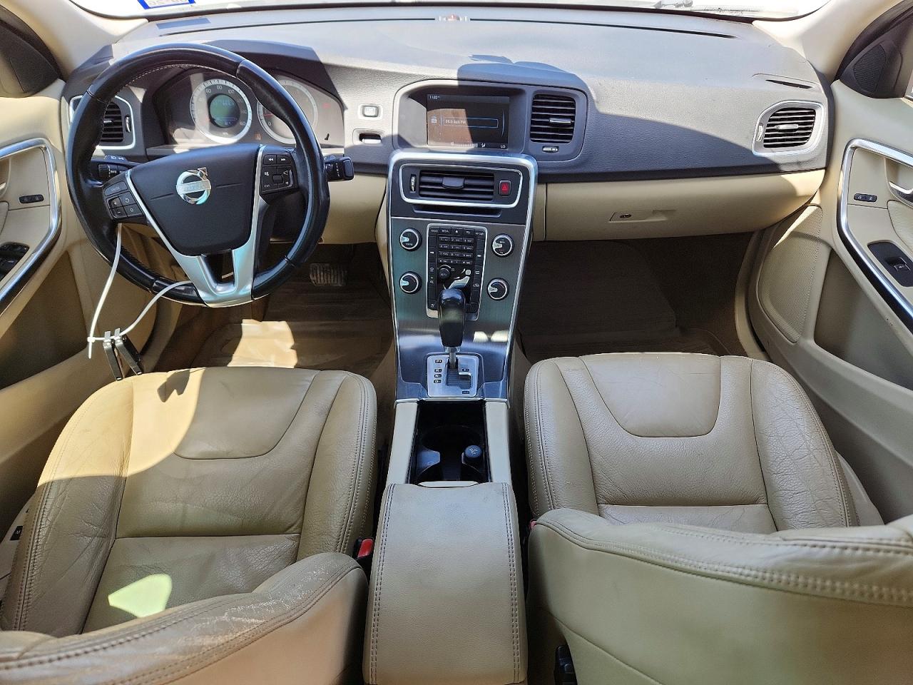 2011 VOLVO S60