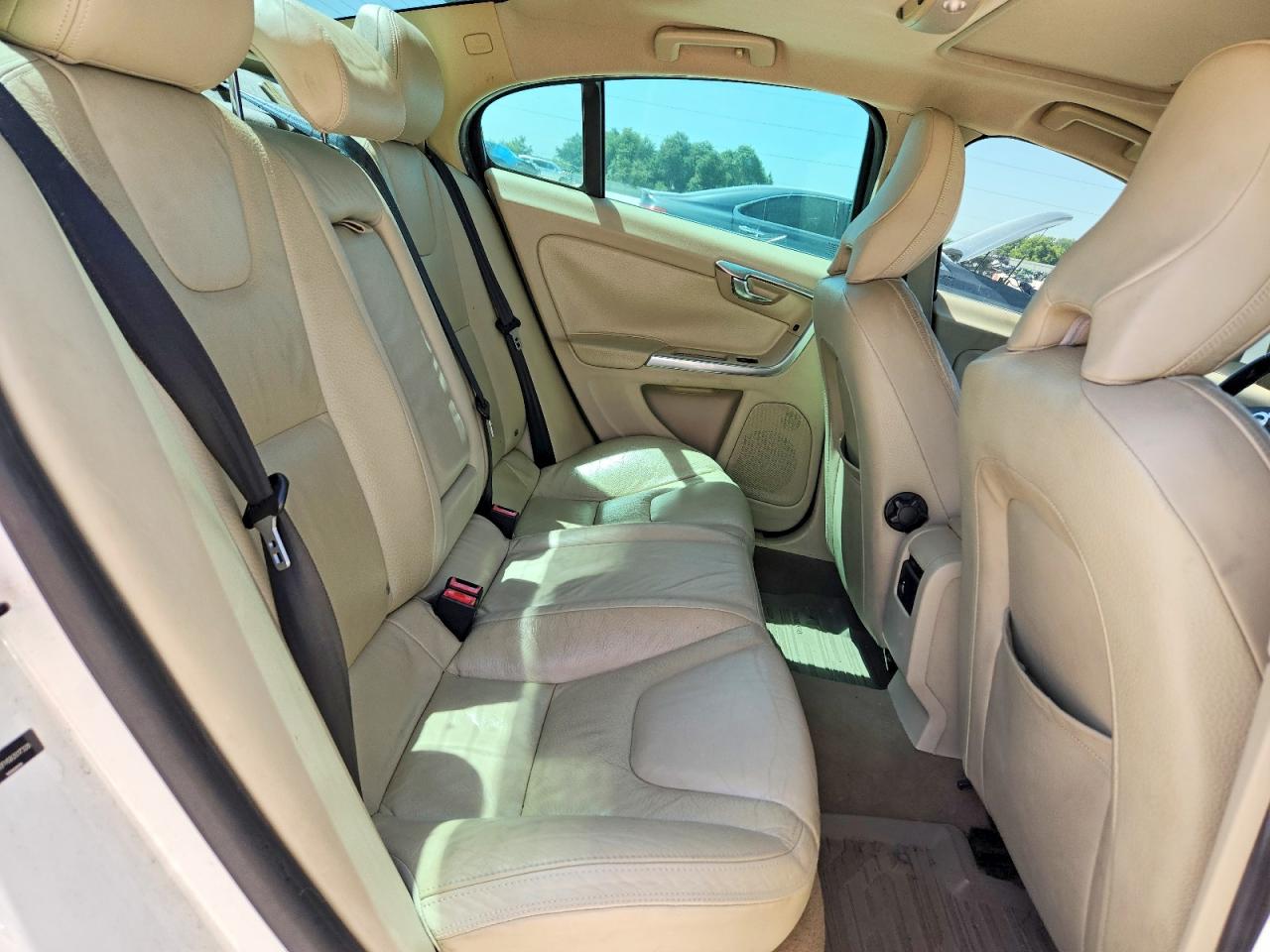 2011 VOLVO S60