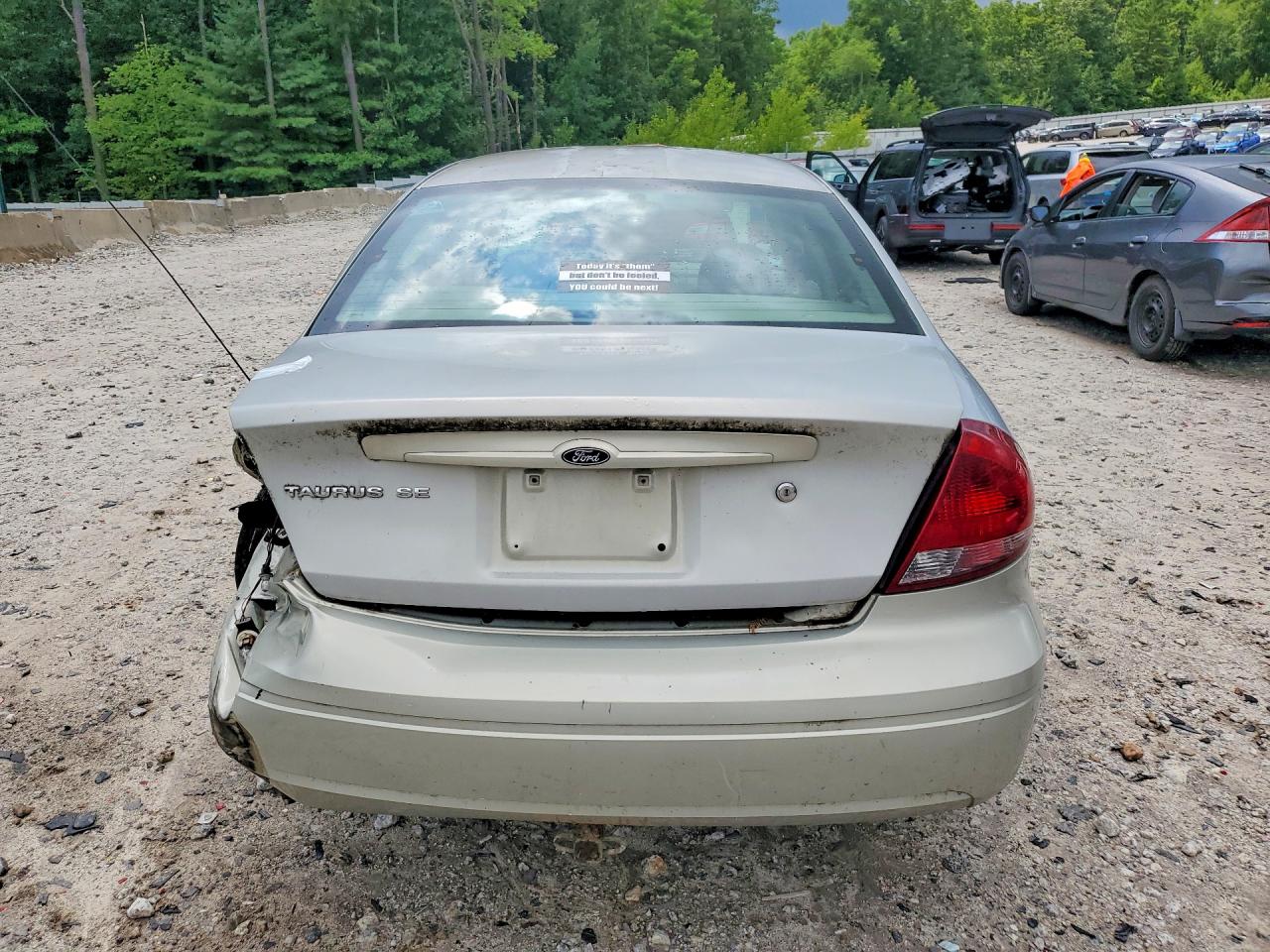2006 FORD TAURUS
