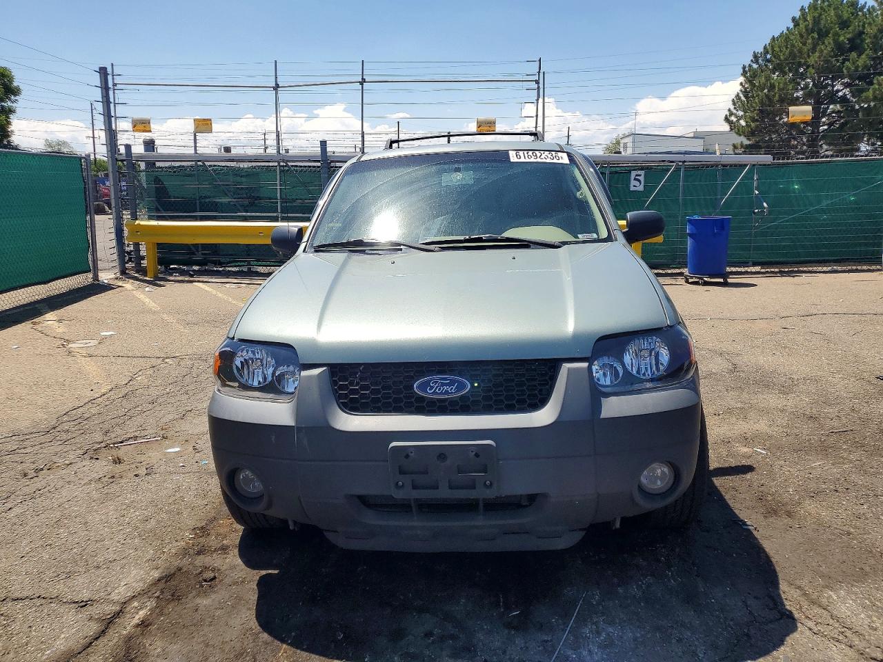 2005 FORD ESCAPE