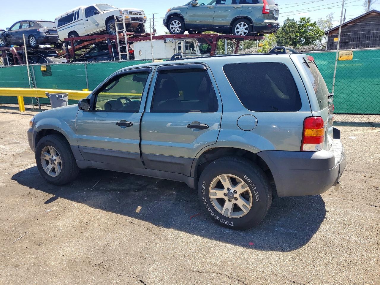 2005 FORD ESCAPE