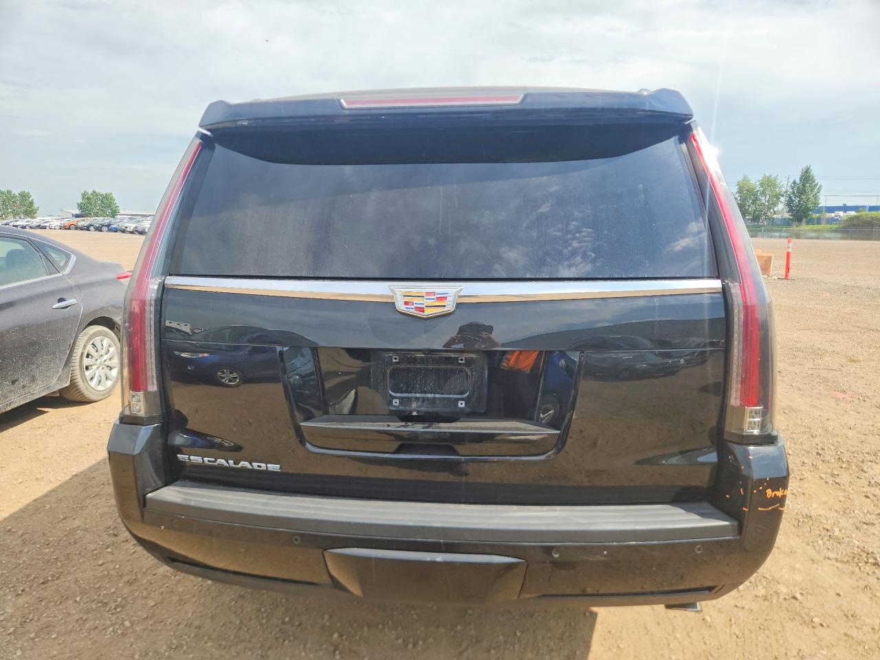 2016 CADILLAC ESCALADE