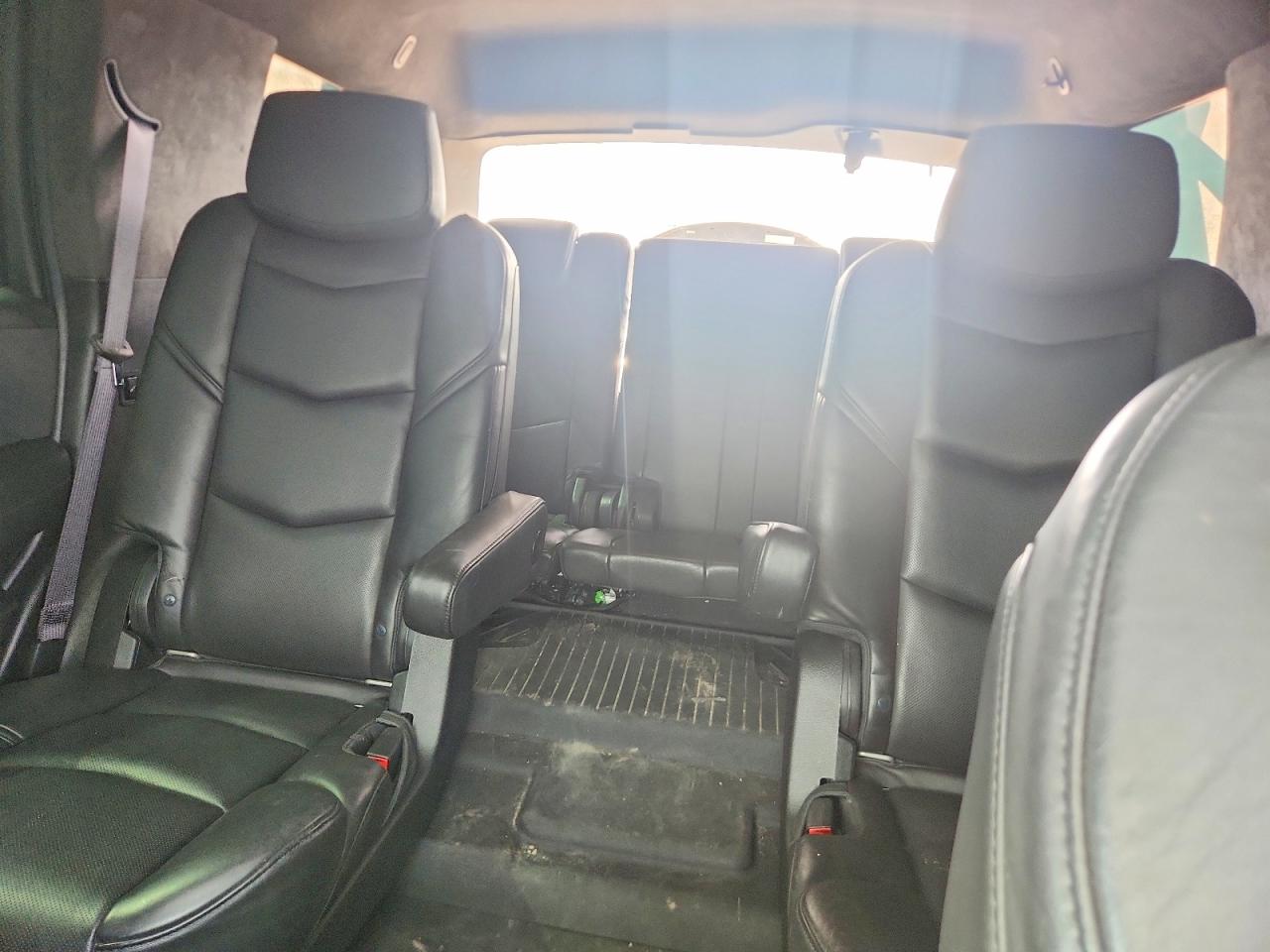 2016 CADILLAC ESCALADE