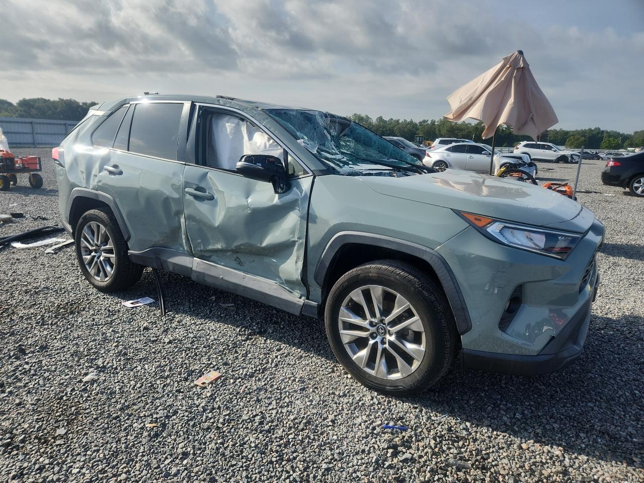 2019 TOYOTA RAV4