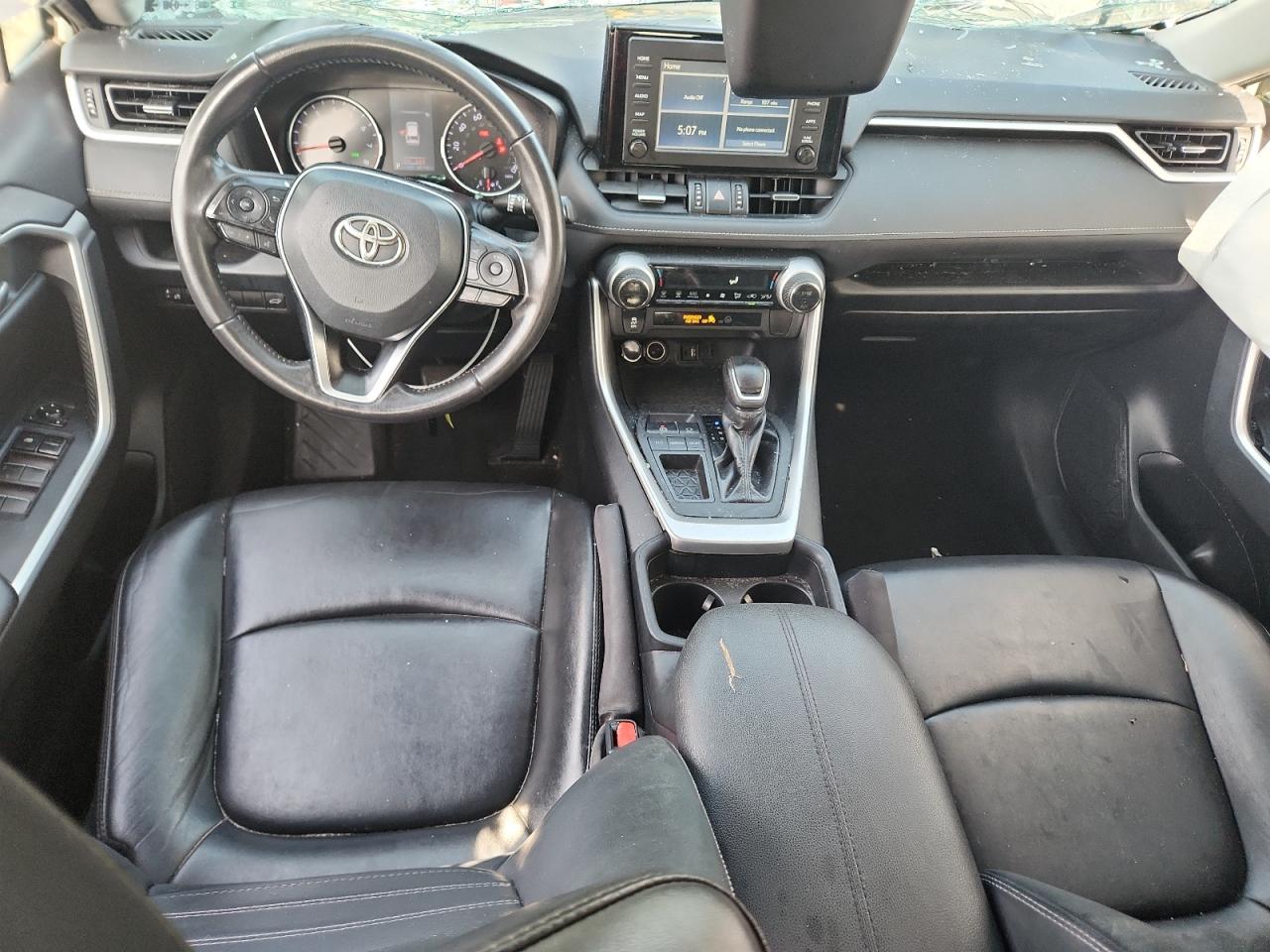 2019 TOYOTA RAV4